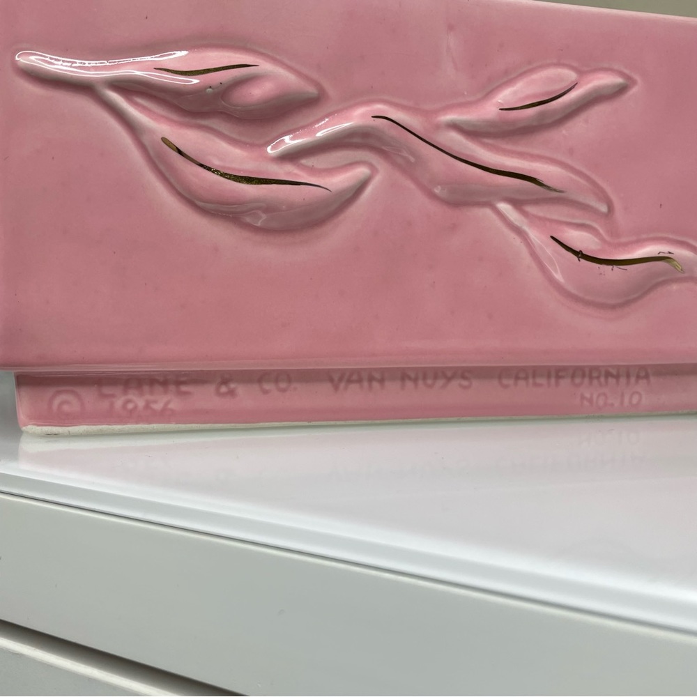Vintage 1956 Lane & Co. Van Nuys California Pink & Gold Fruit Ceramic Planter - Picture 7 of 9